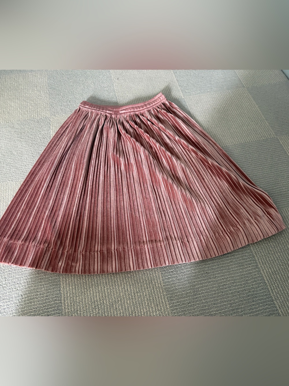 Women's Pleated Velvet Midi Skirt — Dusty Pink